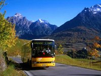 Liberalisierung öffentlicher Dienstleistungen verstärkt räumliche Polarisierung im Schweizer Alpenraum