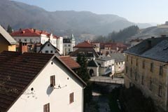 Wo Arbeitslosigkeit noch ein Mythos ist: Idrija/Sl, "Alpenstadt des Jahres 2011"