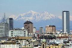 Neue Solidarität zwischen Alpen und umliegenden Regionen. CIPRA-Positionspapier zu einer europäischen Strategie Makroregion Alpen