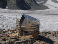 Beacons of energy-efficient construction in the mountains