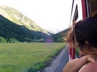 Des jeunes expérimentent de nouveaux modes de vie