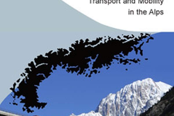 Premier Rapport sur l'état des Alpes de la Convention alpine consacré aux transports et à la mobilité