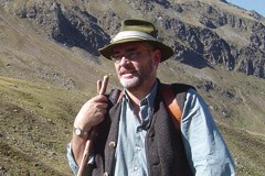 Un entrepreneur, des moutons et des hommes - Portrait : Josef Schett