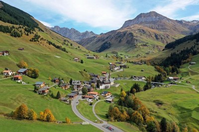 Village d’alpinistes : des Alpes occidentales jusqu’à la Méditerranée