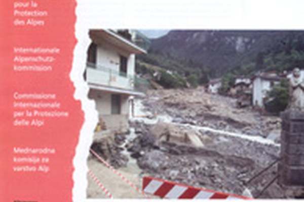 CIPRA-Info 80: Le climat et les Alpes en mutation. Tourisme et aménagement du territoire sous le stress météorologique