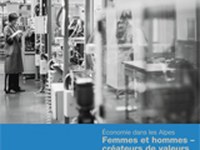 CIPRA Info 84 : Économie dans les Alpes : Femmes et hommes – créateurs de valeurs