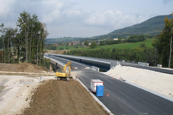 La Convenzione delle Alpi ribadisce la resistenza contro nuove autostrade nelle Alpi