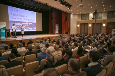 Turismo: le due facce della medaglia