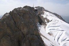 Marmolada: condanna per il danneggiamento al ghiacciaio