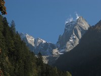 Taljenje večnega ledu in snega v visokogorju povzroča velike težave