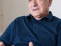 "Upočasnimo korak, da nas bo pamet lahko dohitela"