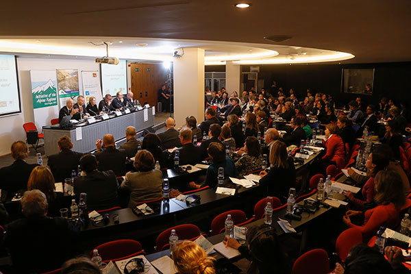 Improgledališče Alpska Makroregija