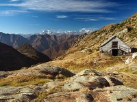 Mednarodno zavarovano območje večjih razsežnosti