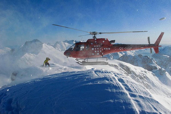 Na Mont Blancu vse bolj hrupno