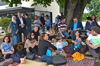 Poiskati delo, najti domovino