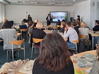 Približevanje upravljanja in blaženja podnebnih sprememb pri izobraževanju odraslih z Modelom alpske šole