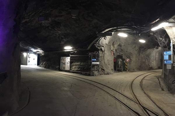 Saj ni res, pa je...