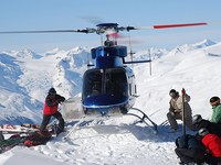 Zelene in črne zastave za Alpe