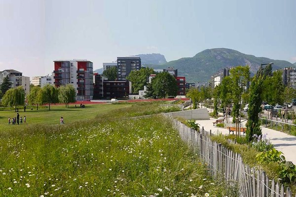 Na naravi temelječe rešitve v alpskih občinah