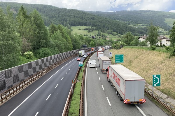 Predhodna odločitev v pravnem sporu glede tranzita preko Alp